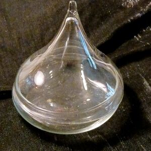 Glass Kiss, Jewelry, gift or tricket box, valentine gift